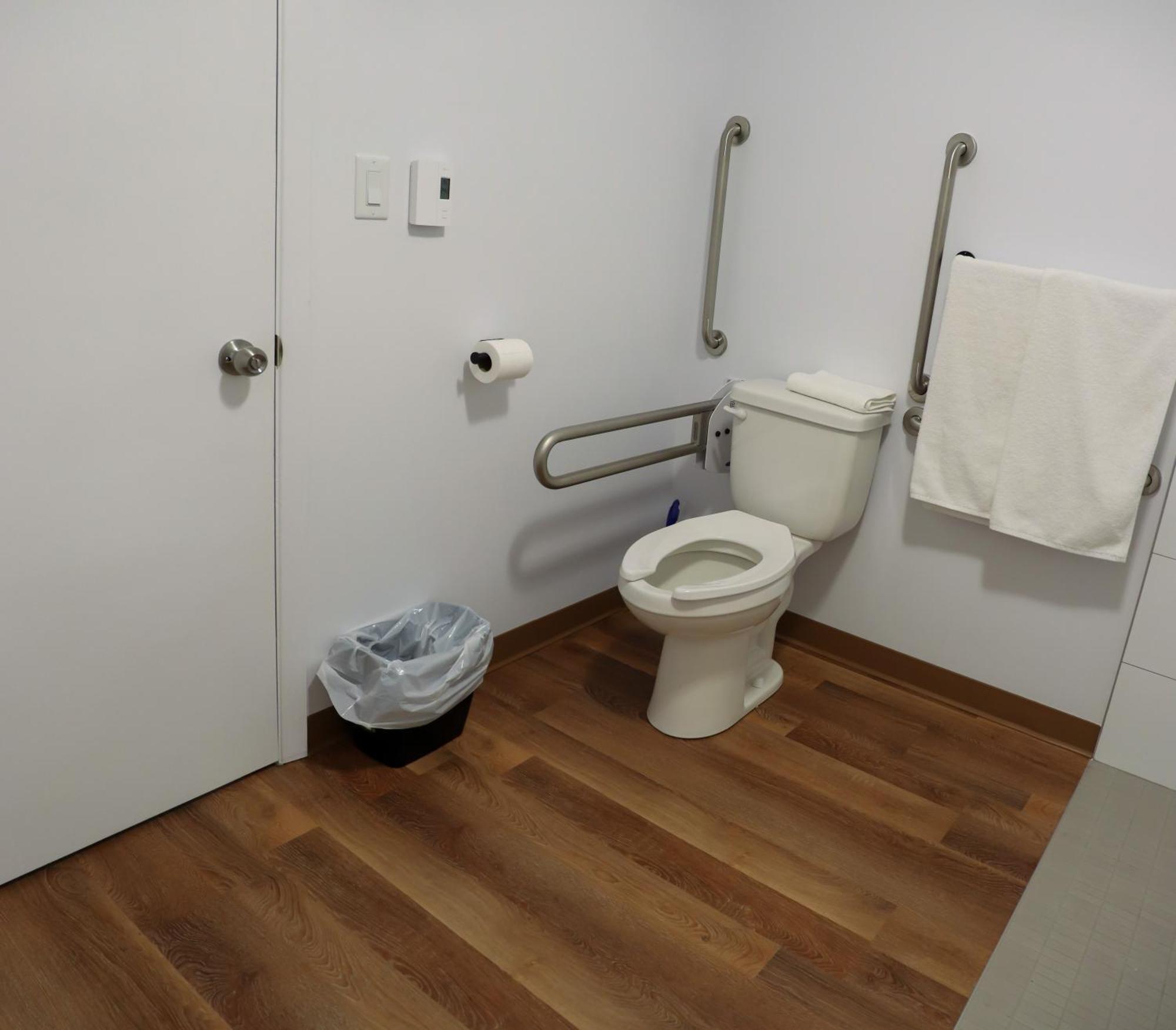 Motel M Saint-Adelme Dış mekan fotoğraf